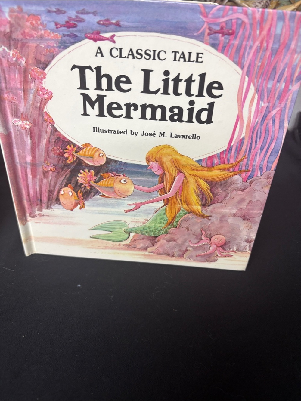 Books Childrens - Picture 2 of 5